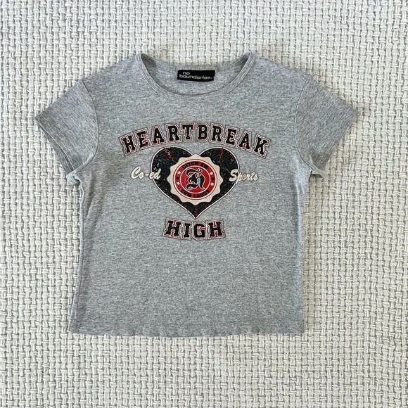 VINTAGE Y2K No Boundaries Baby Tee - Picture 2 of 8